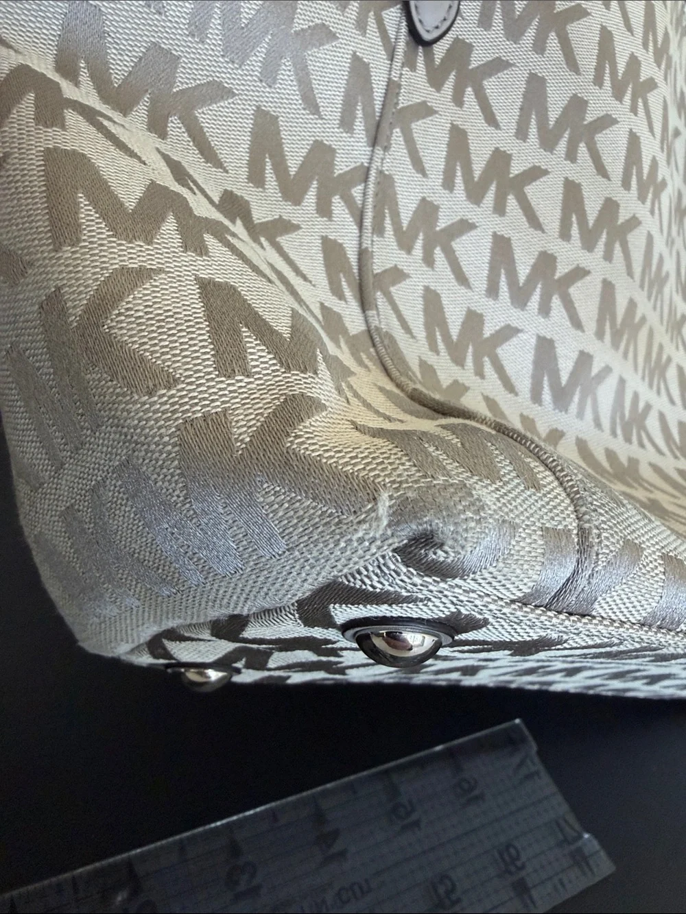 Michael Kors Jet Set Logo Tote Vanilla Pearl Gray Shoulder Bag